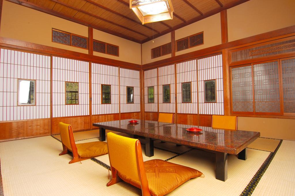 Hotel Sansou Nagisa Isehara Esterno foto