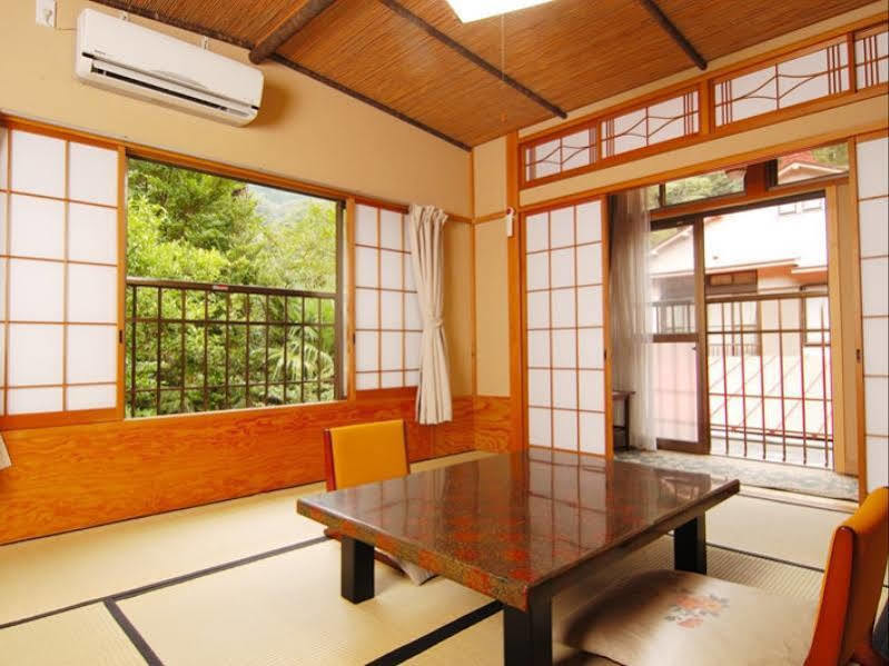 Hotel Sansou Nagisa Isehara Esterno foto
