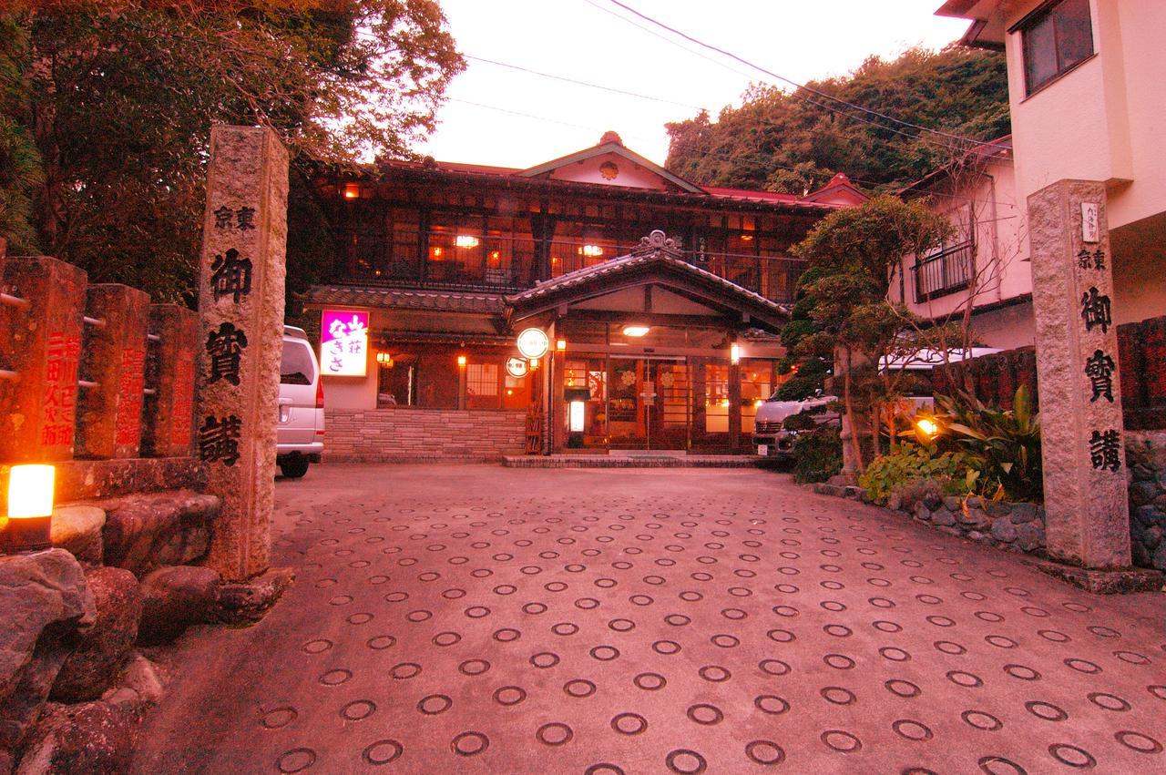 Hotel Sansou Nagisa Isehara Esterno foto